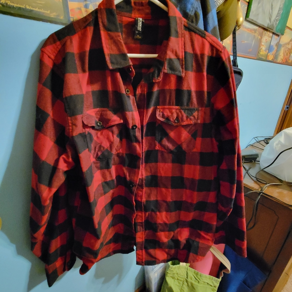Mens XL flannel shirt